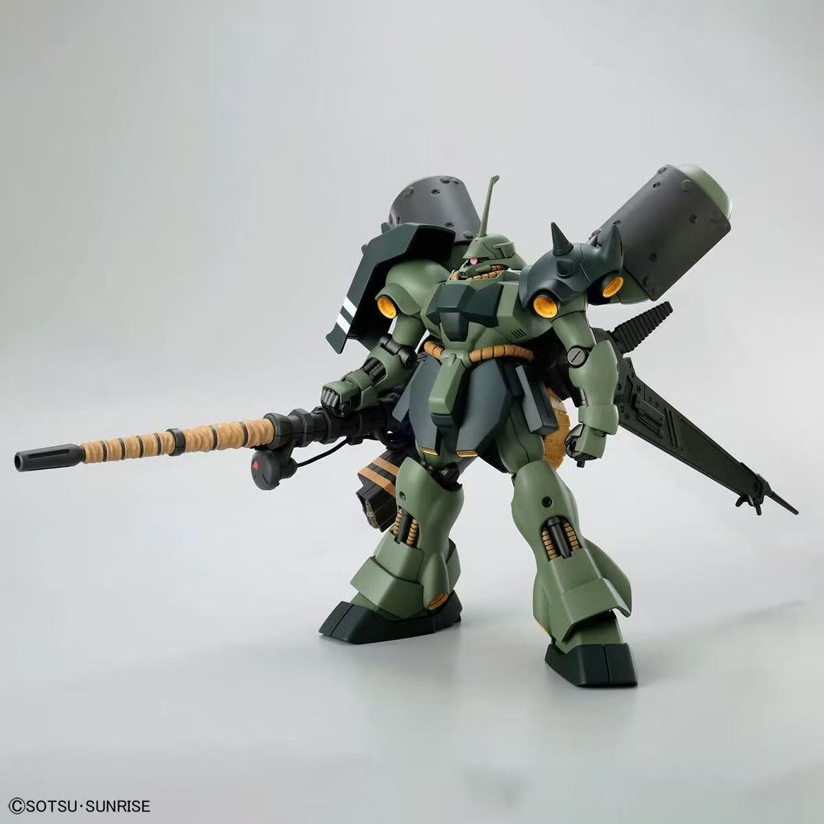 Конструктор Bandai HG 1/144 AM – обзор и цена Bandai Model Gundam Hg