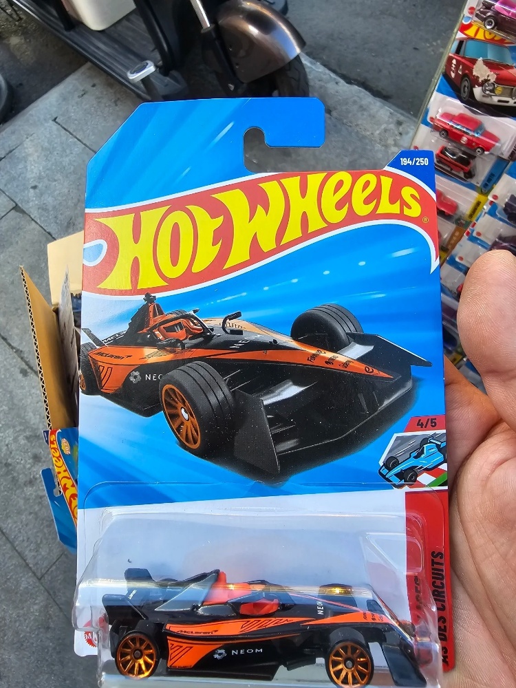 Новые машинки Hot Wheels 2025  – обзор и цена Hot Wheels Car Mainline